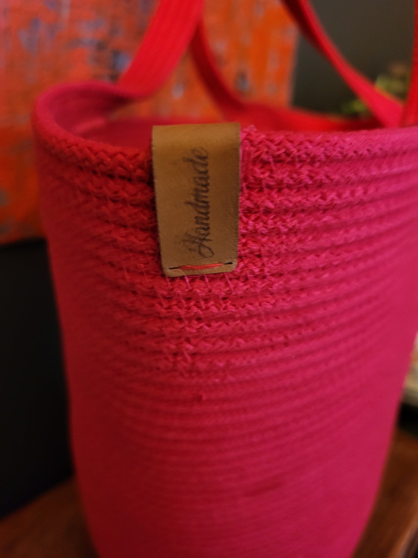 Handbag, Röd