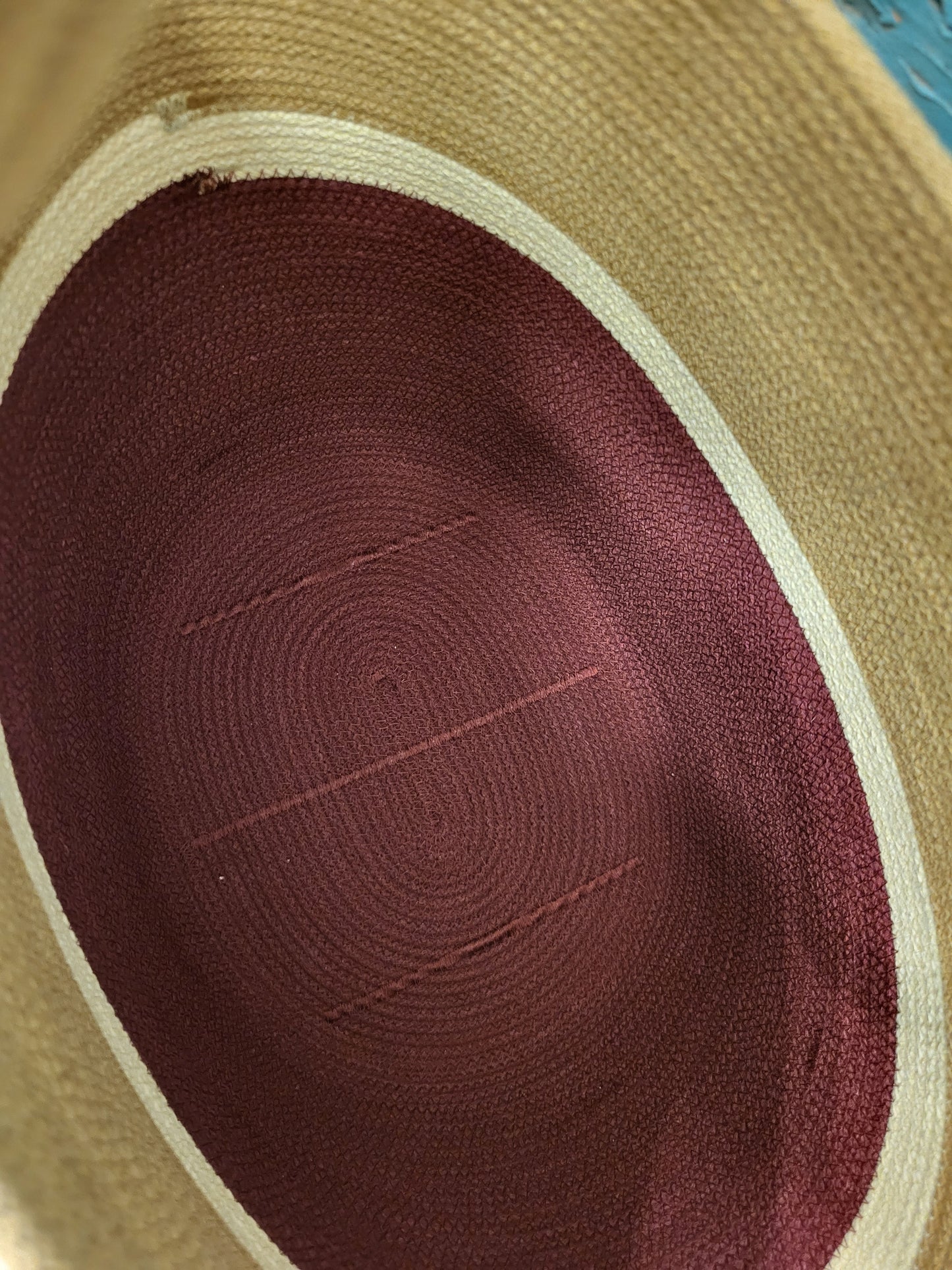 City Bag. Burgundi & rå bomull & karamell.
