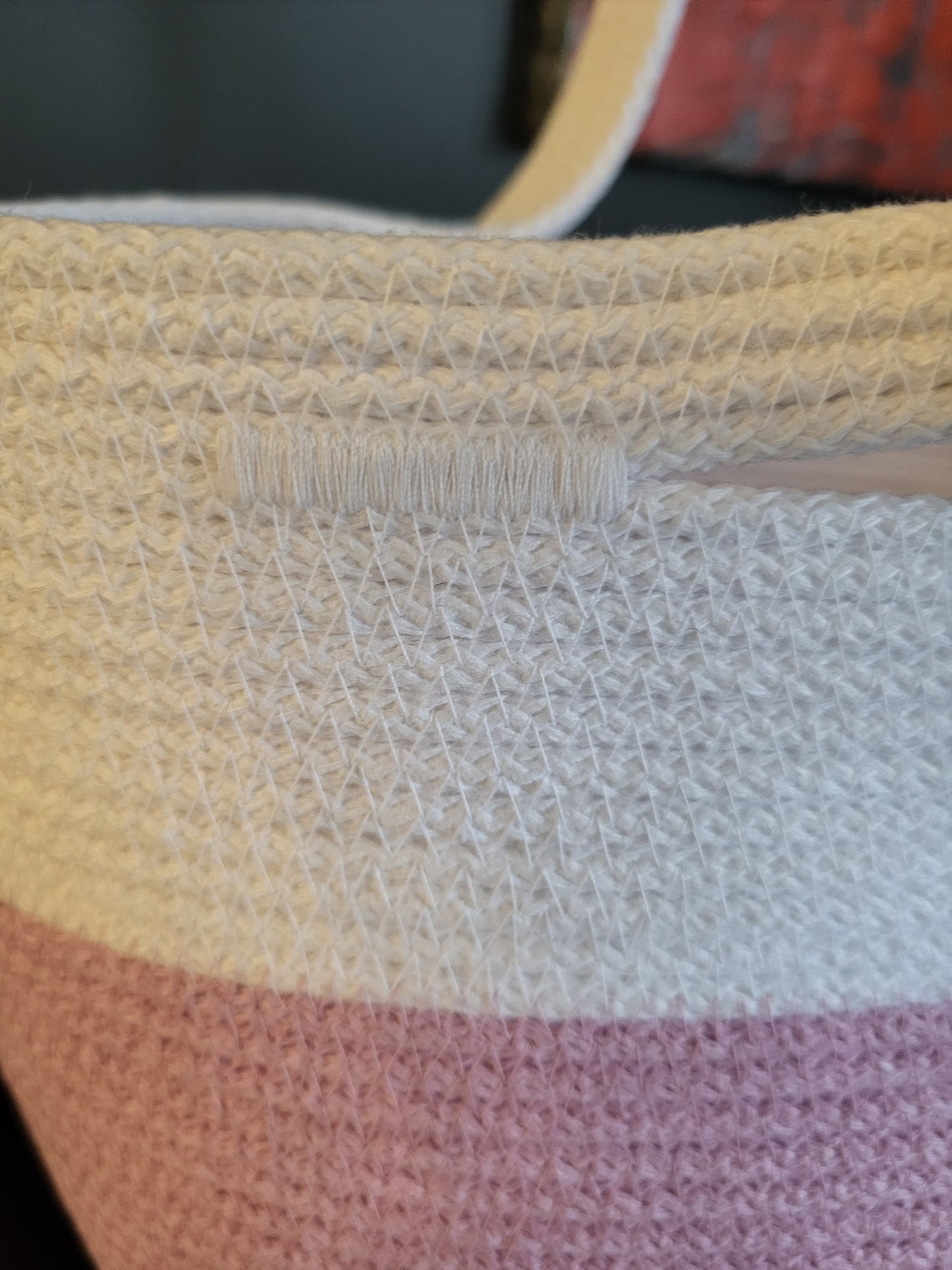City Bag. Ljuslila och vit.