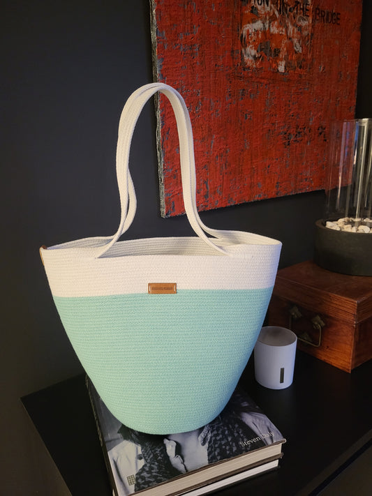 City Bag. Mynta och vit.