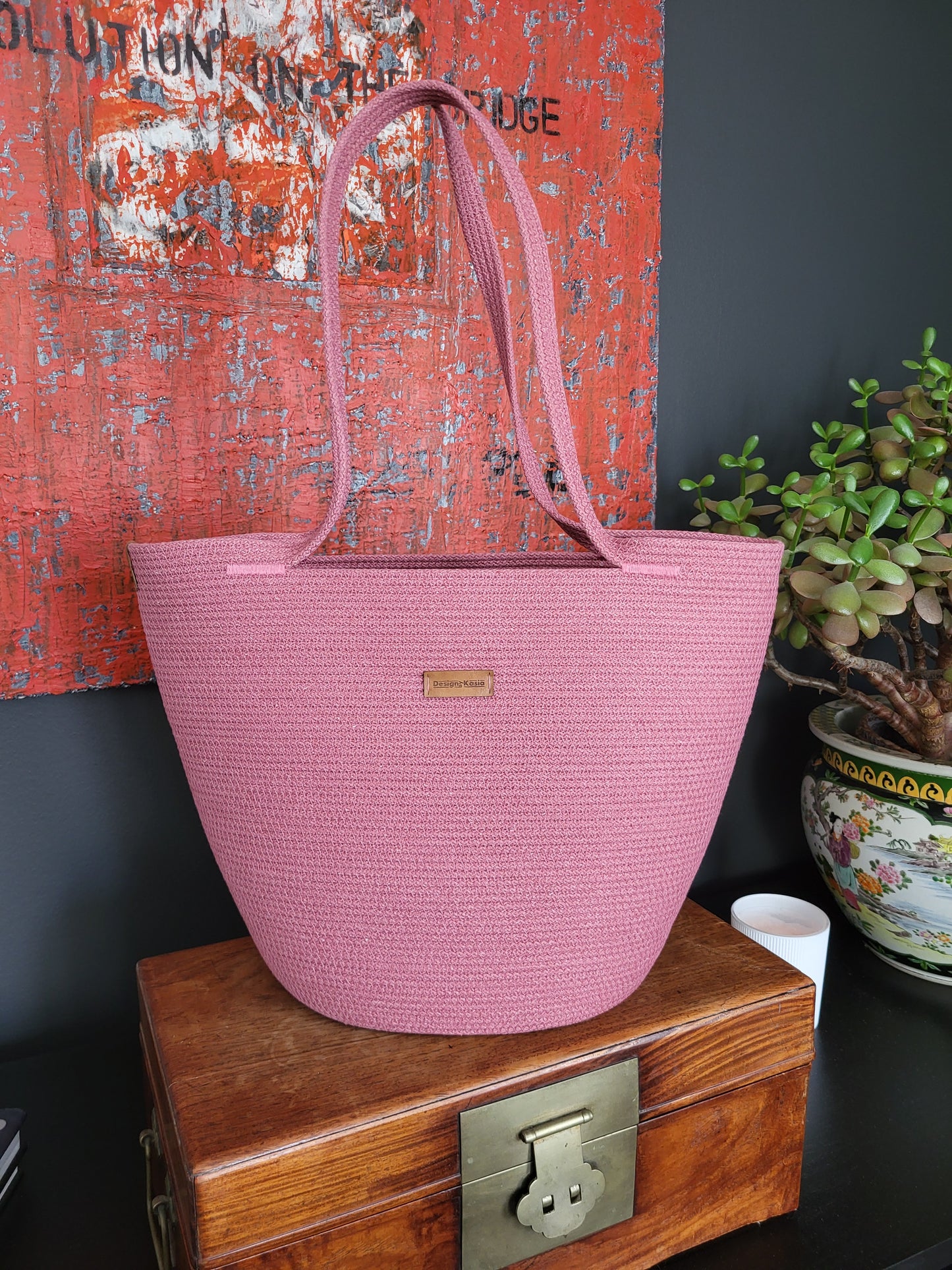 City Bag, oval botten. Mörkrosa