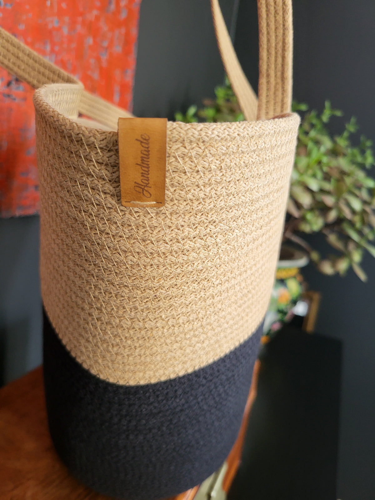 City Bag Horizon. Svart och karamell.