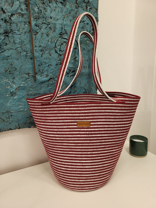 City Bag, randig. Vinröd och salt&peppar