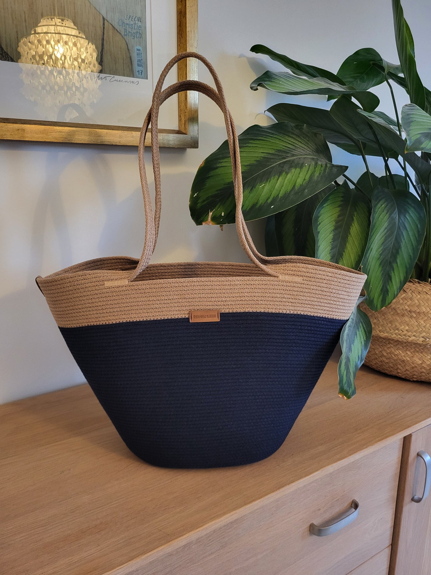 City Bag Horizon. Marinblå och karamell.