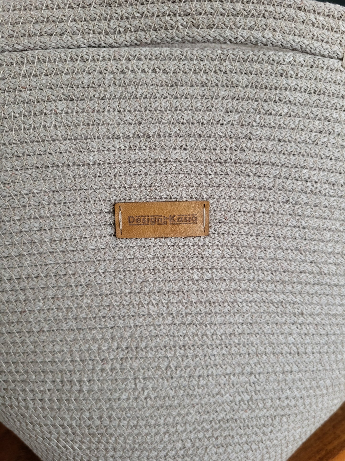 Handbag, rund botten. Cappucino.