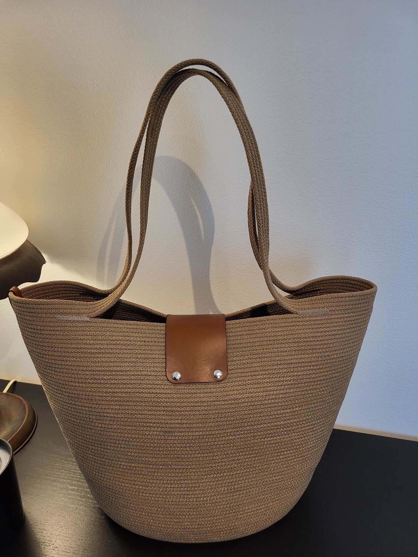 City Bag med spänne - Karamell