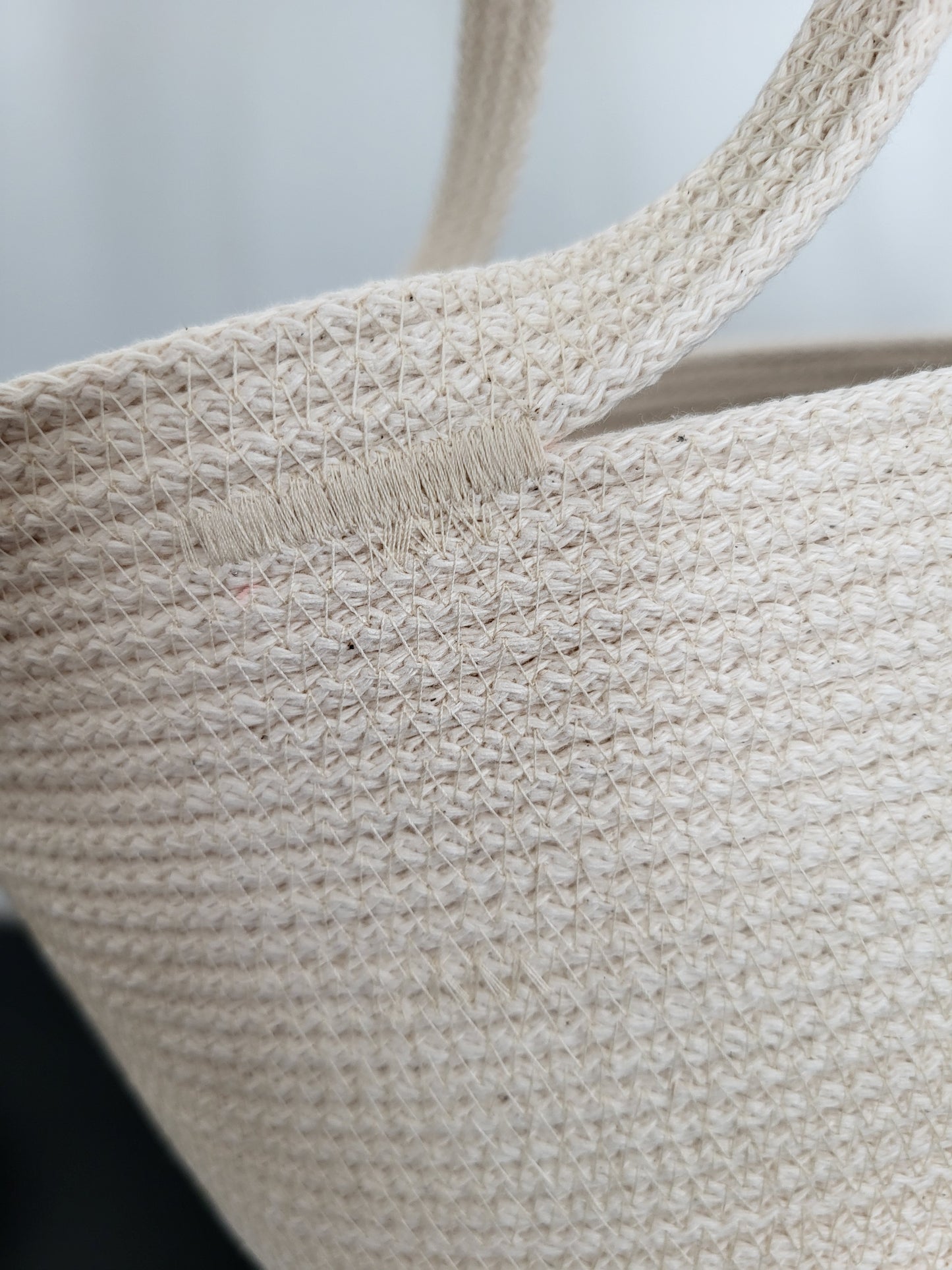 City Bag mini. Choklad och rå bomull.