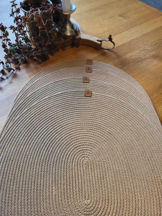 Underlägg - Oval 34x40 cm - Karamell