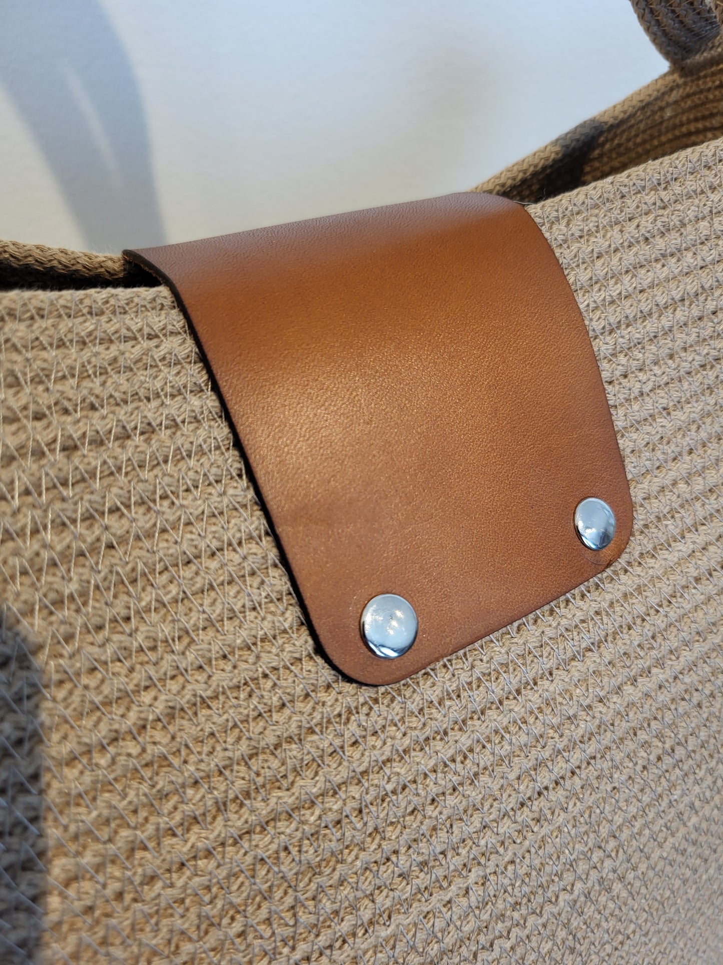City Bag med spänne - Karamell