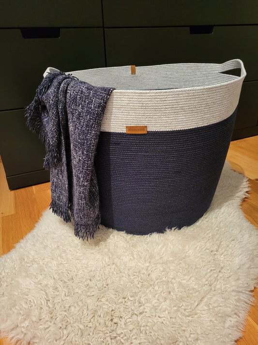 Basket for home - Mörk jeans och salt&peppar