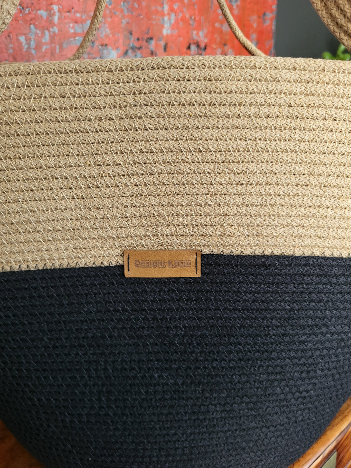 City Bag Horizon. Svart och karamell.