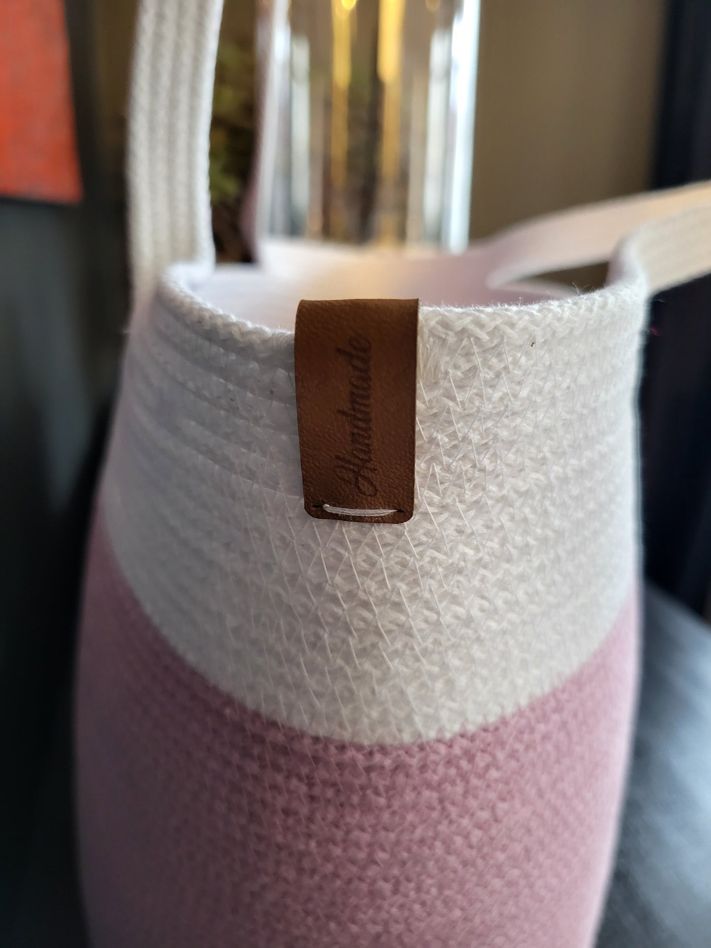 City Bag. Ljuslila och vit.