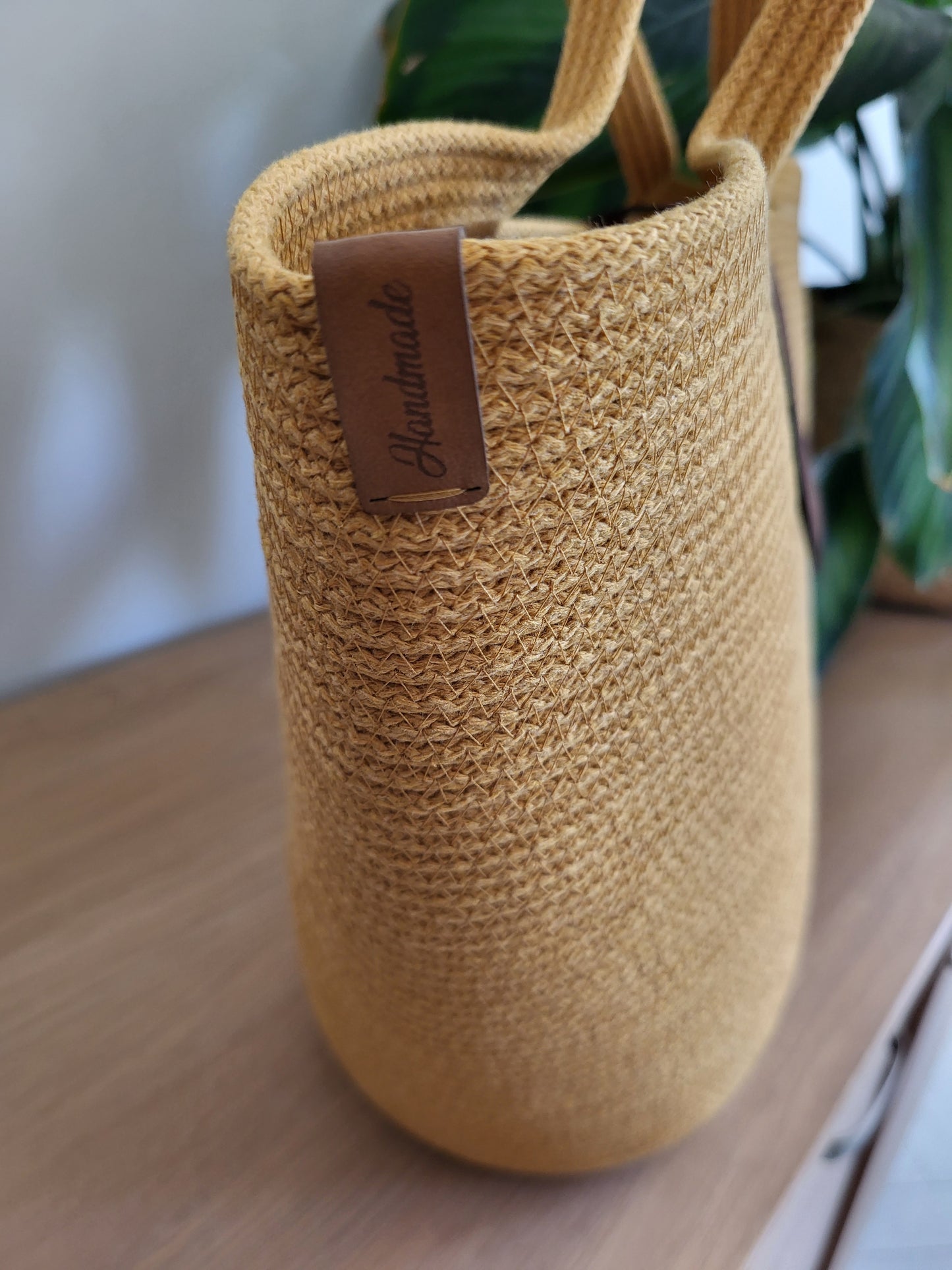 City Bag med läderspänne. Ochra (senapsgul).