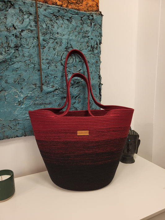 City Bag ombre. Svart och vinröd.